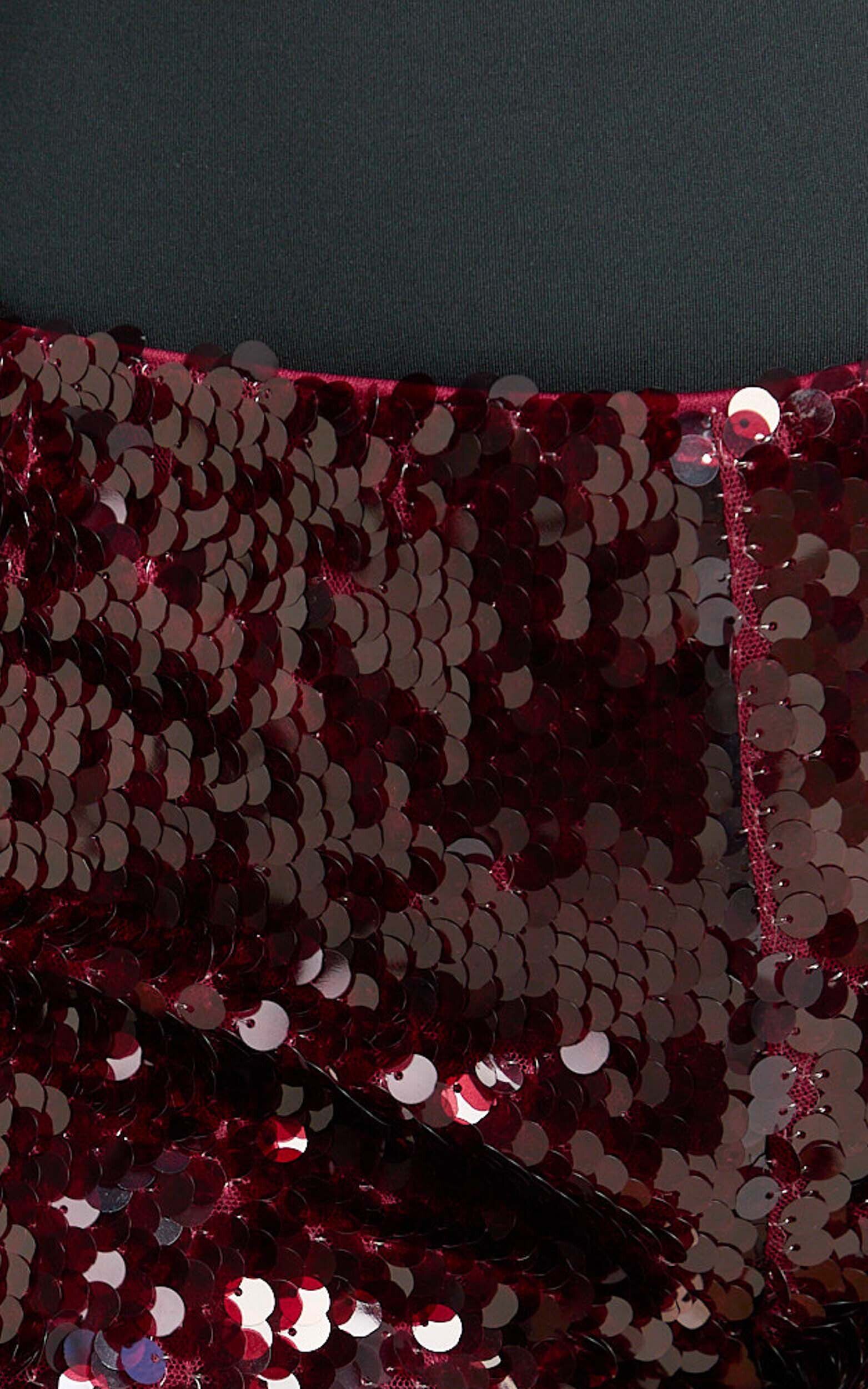 Jhaya Shorts - Sequin Mini Short in Wine