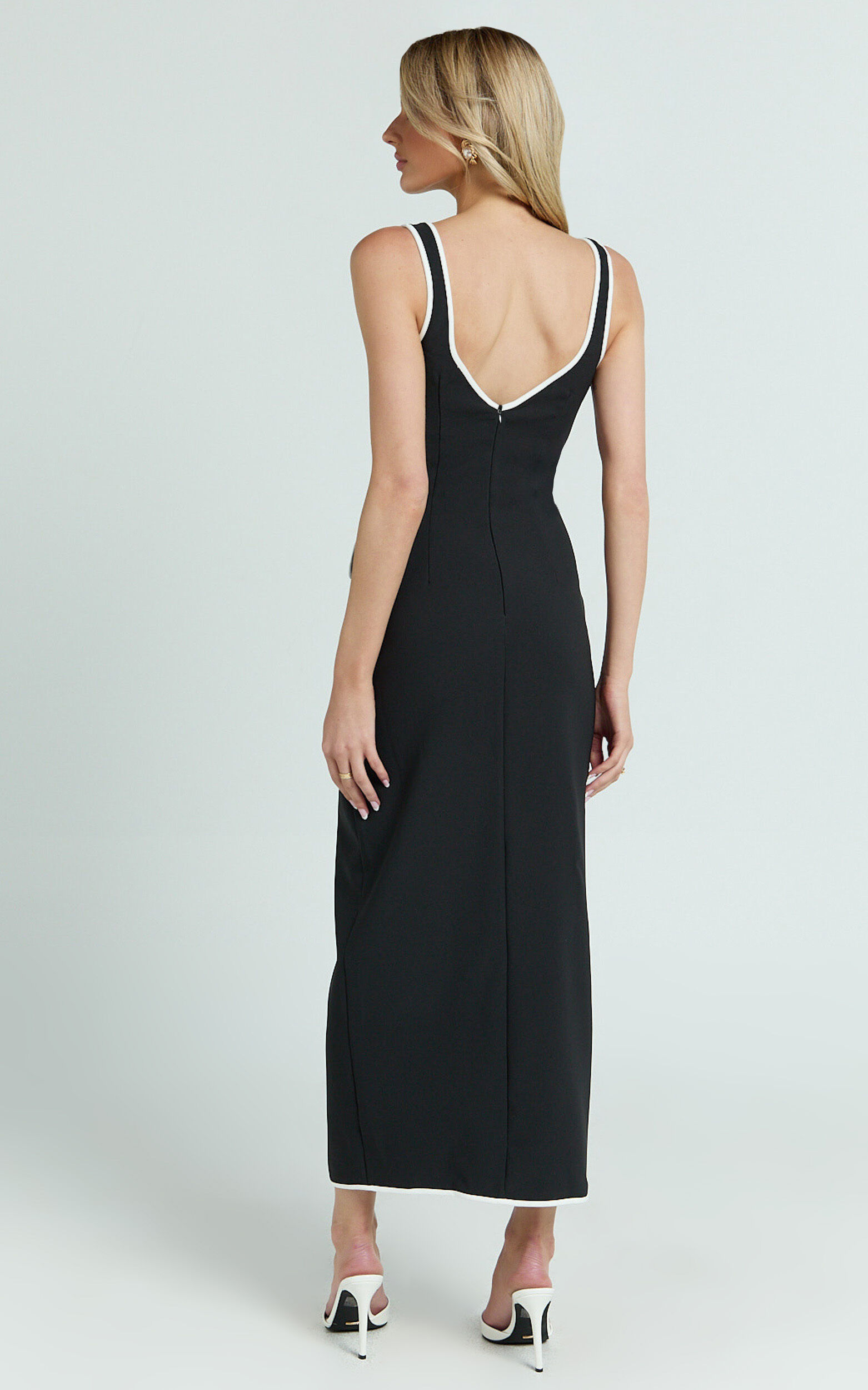 Xyra Midi Dress - Square Neck Contrast Bind Fitted Dress in Black