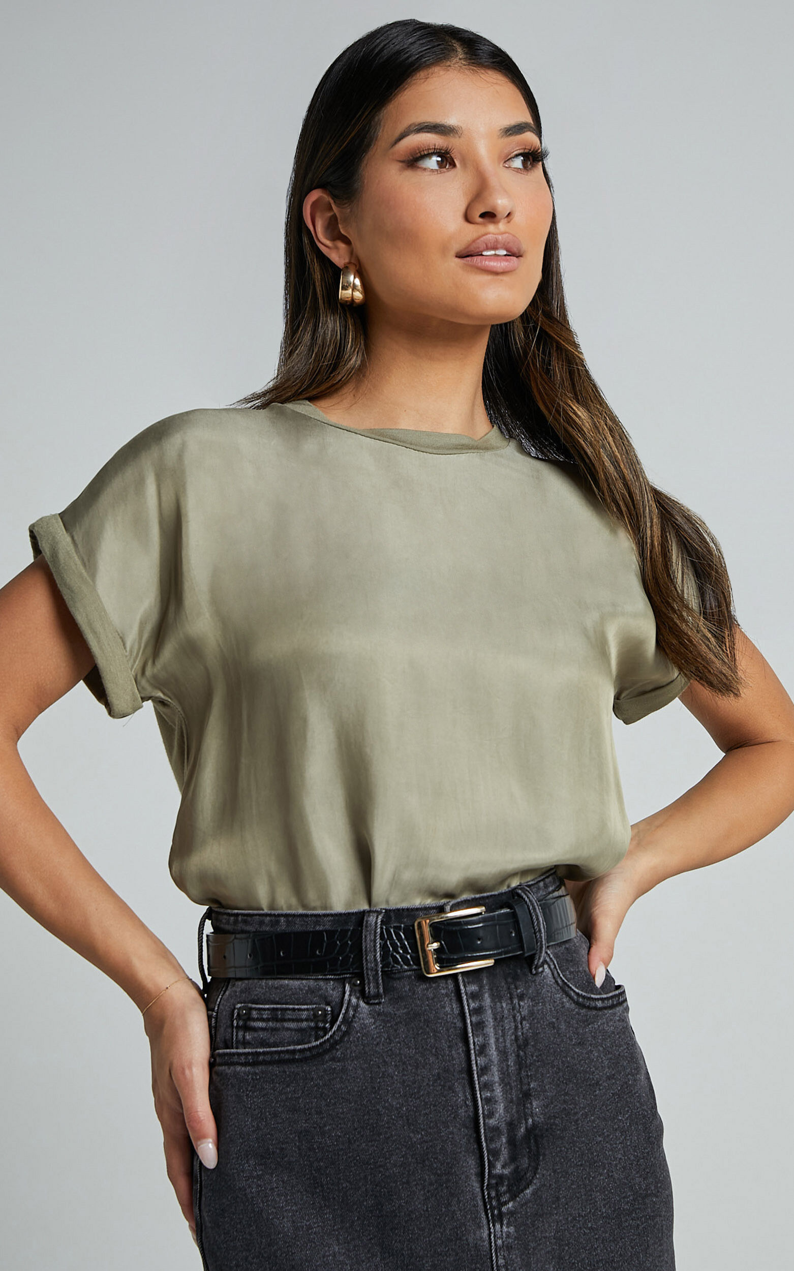 Tinaya Top - Raglan Shell Top in Olive