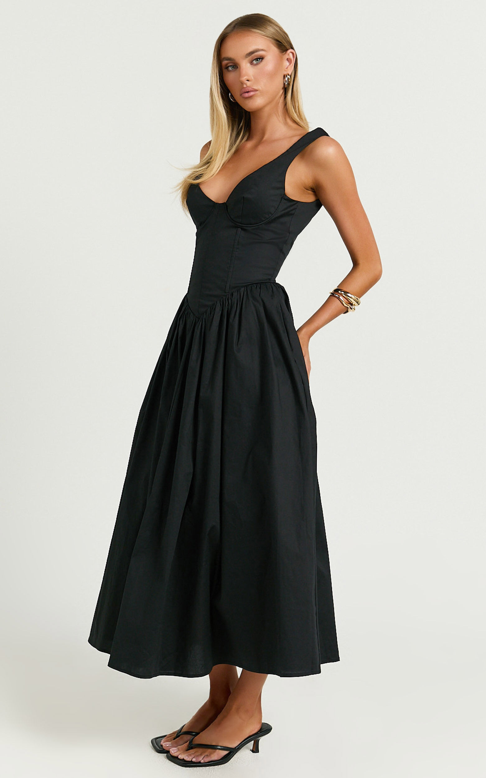 Beckett Midi Dress - Scoop Neck Drop V Waist Gathered Skirt Dress in Black