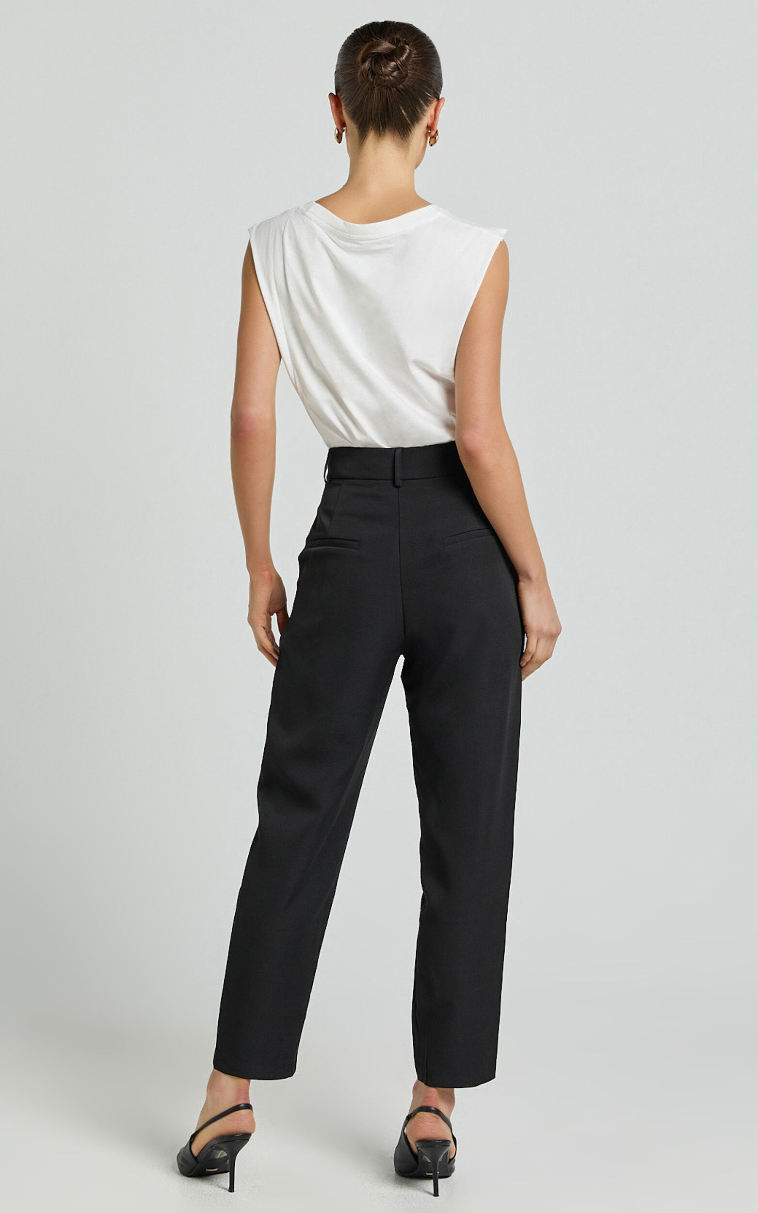 Suri Cropped Pant - High Waisted Tapered Tailored Pant With Pocket Detail in Black