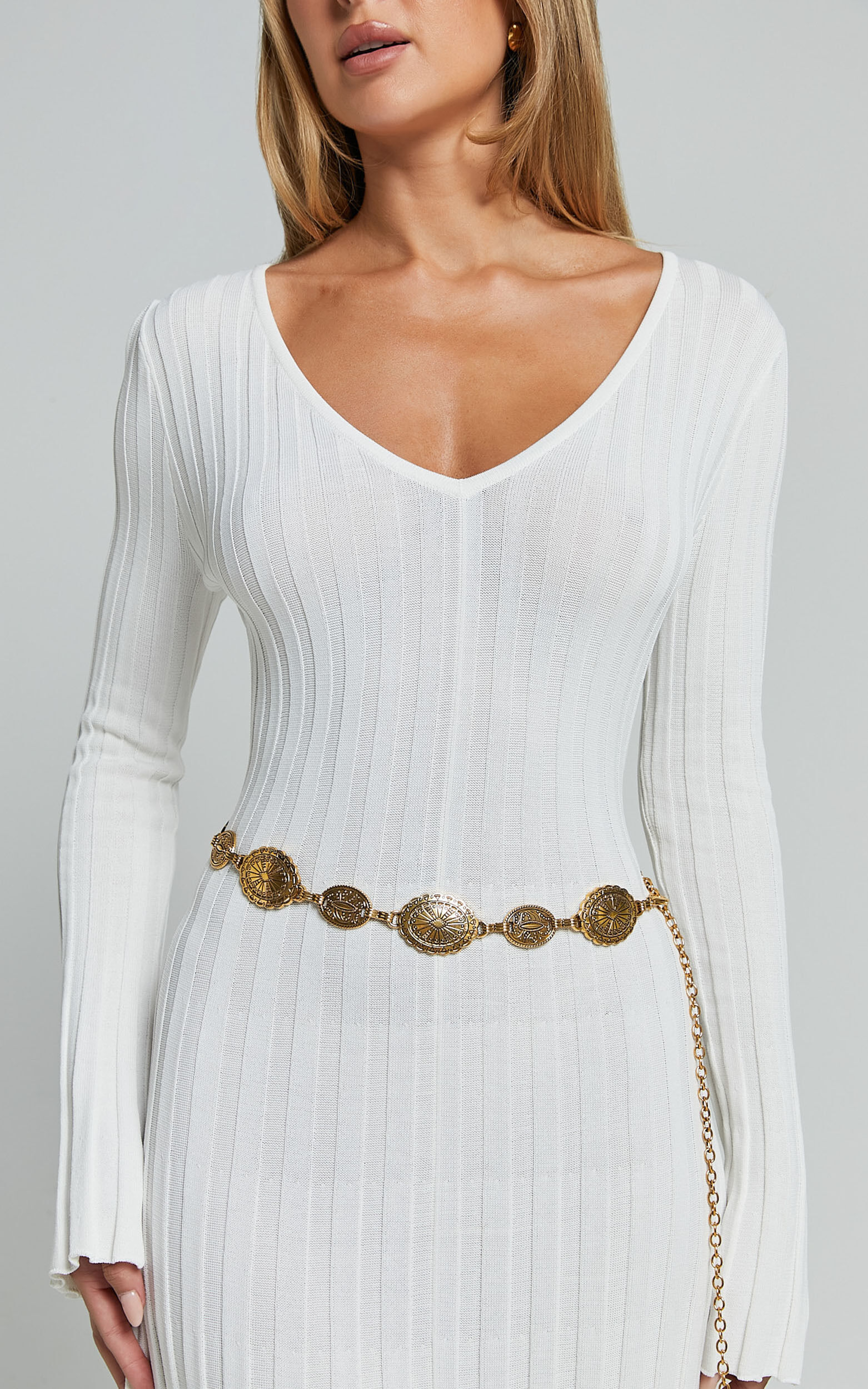 Bellerose Belt - Gold Circle Detail Chain Belt in Gold