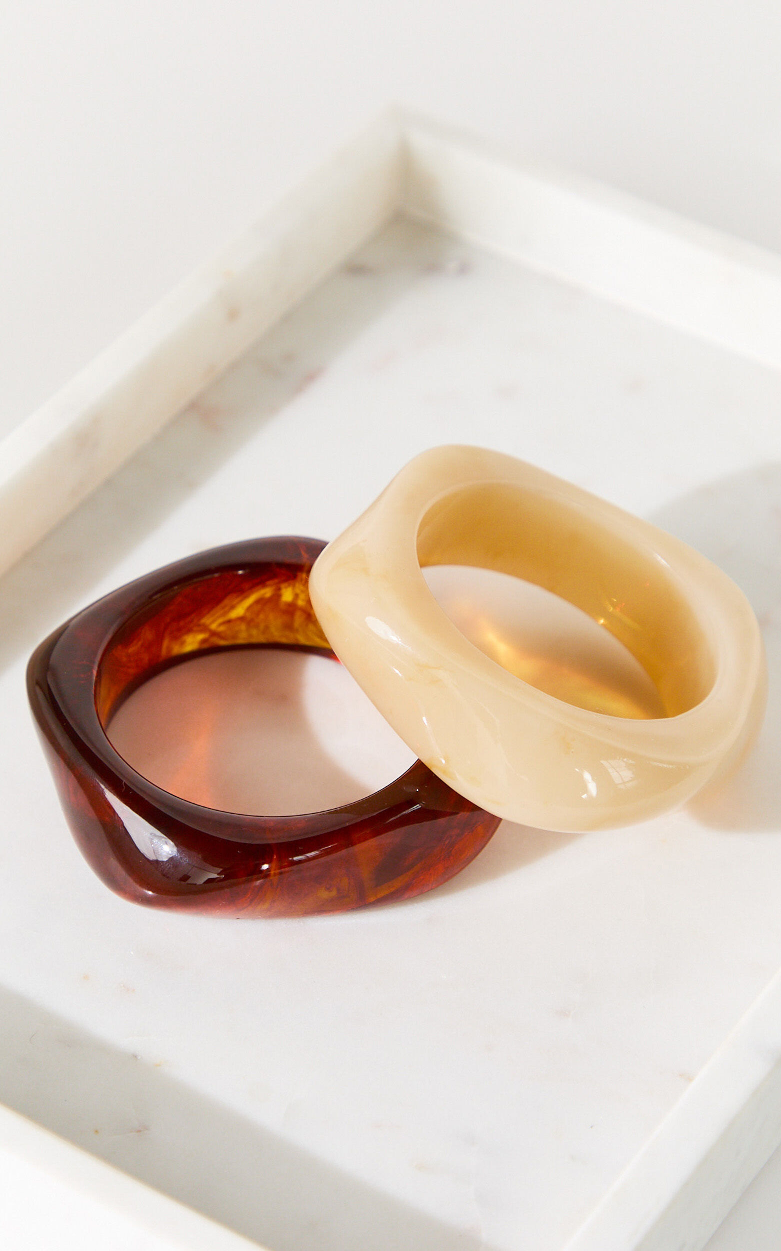 Leanna Bangle - Irregular Bangle Set in Tort/Cream