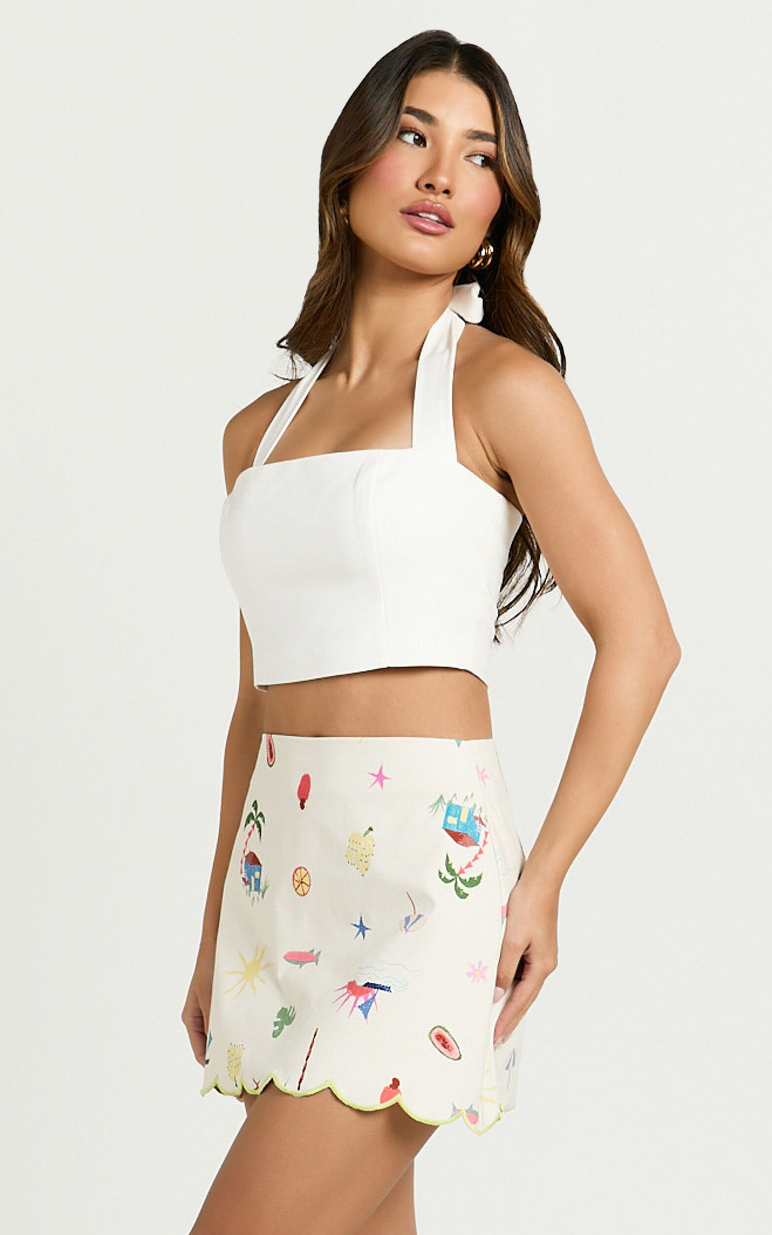 Amalie The Label - Malia Embroidered Scallop Hem Mini Skort in Tropical Oasis Print