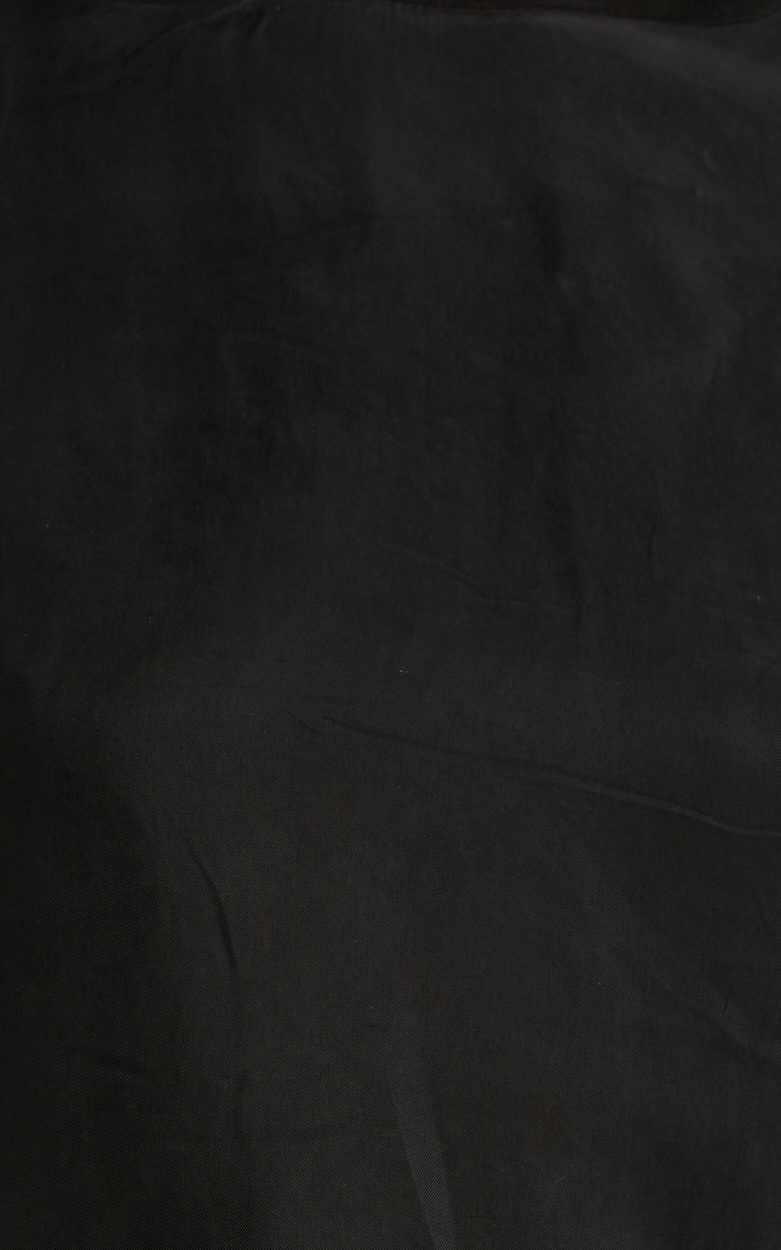 Tinaya Top - Raglan Shell Top in Black