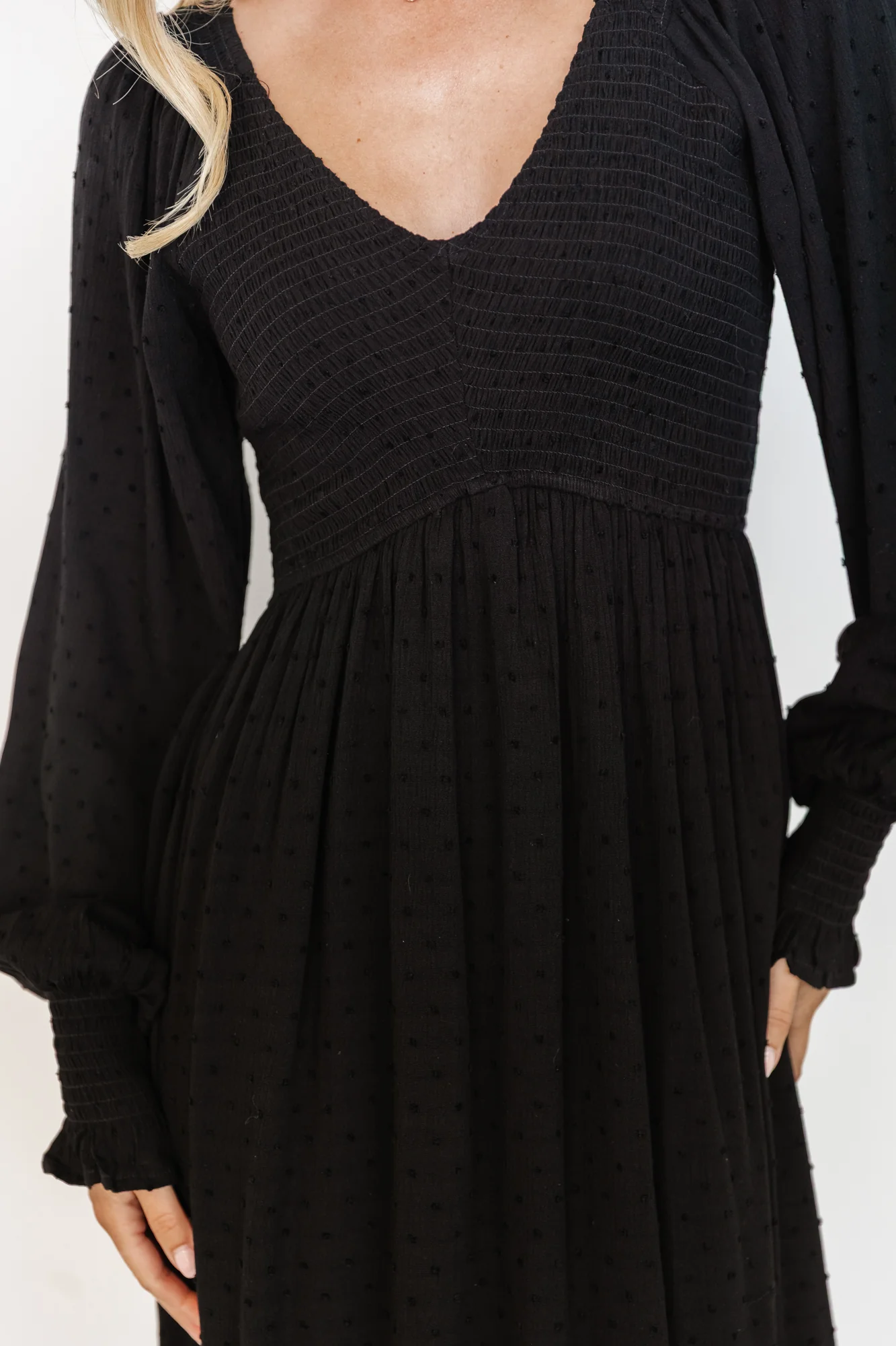Lainey Smocked Dotted Midi Dress | Black