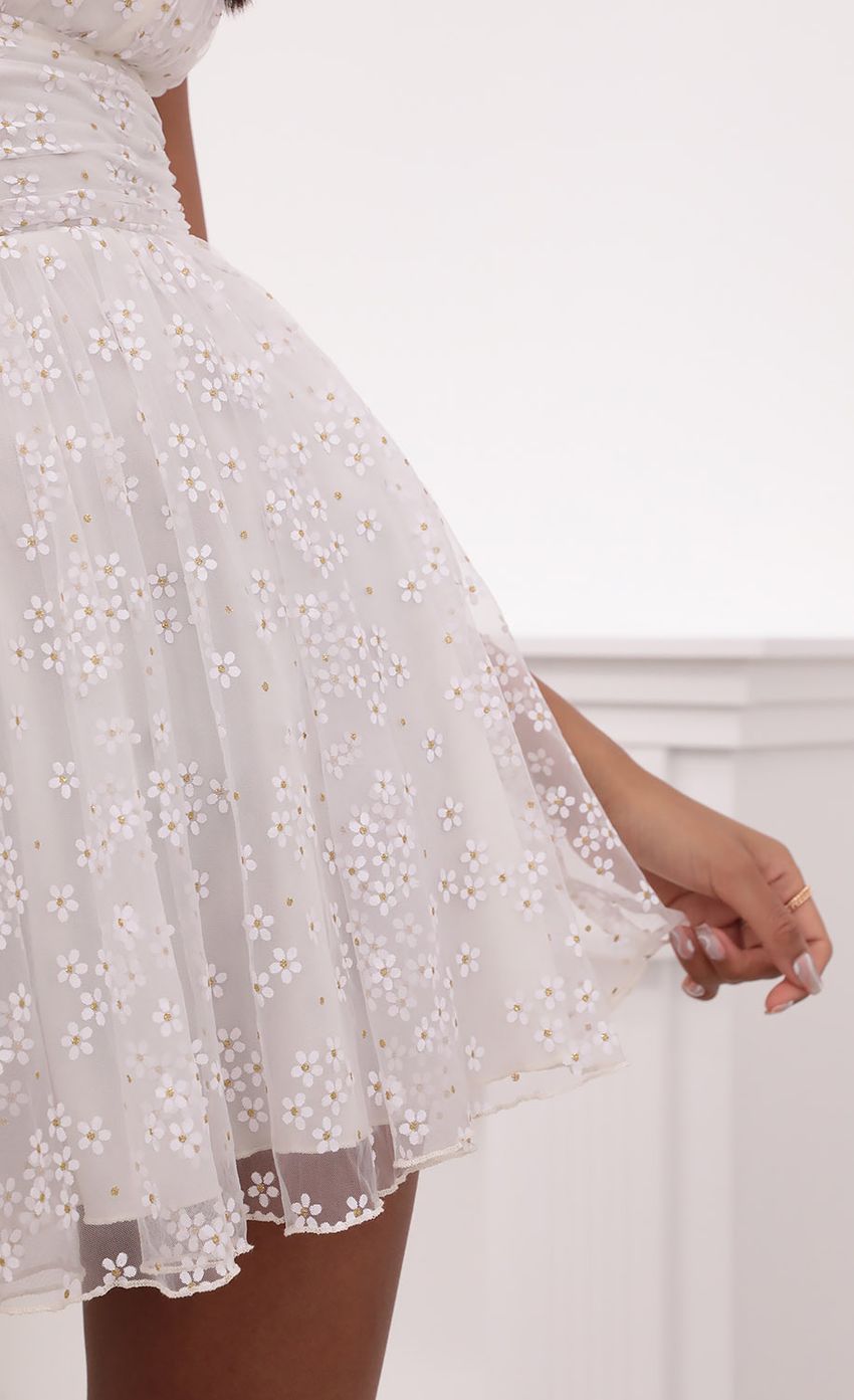 Plunge A-Line Dress in White Daisies