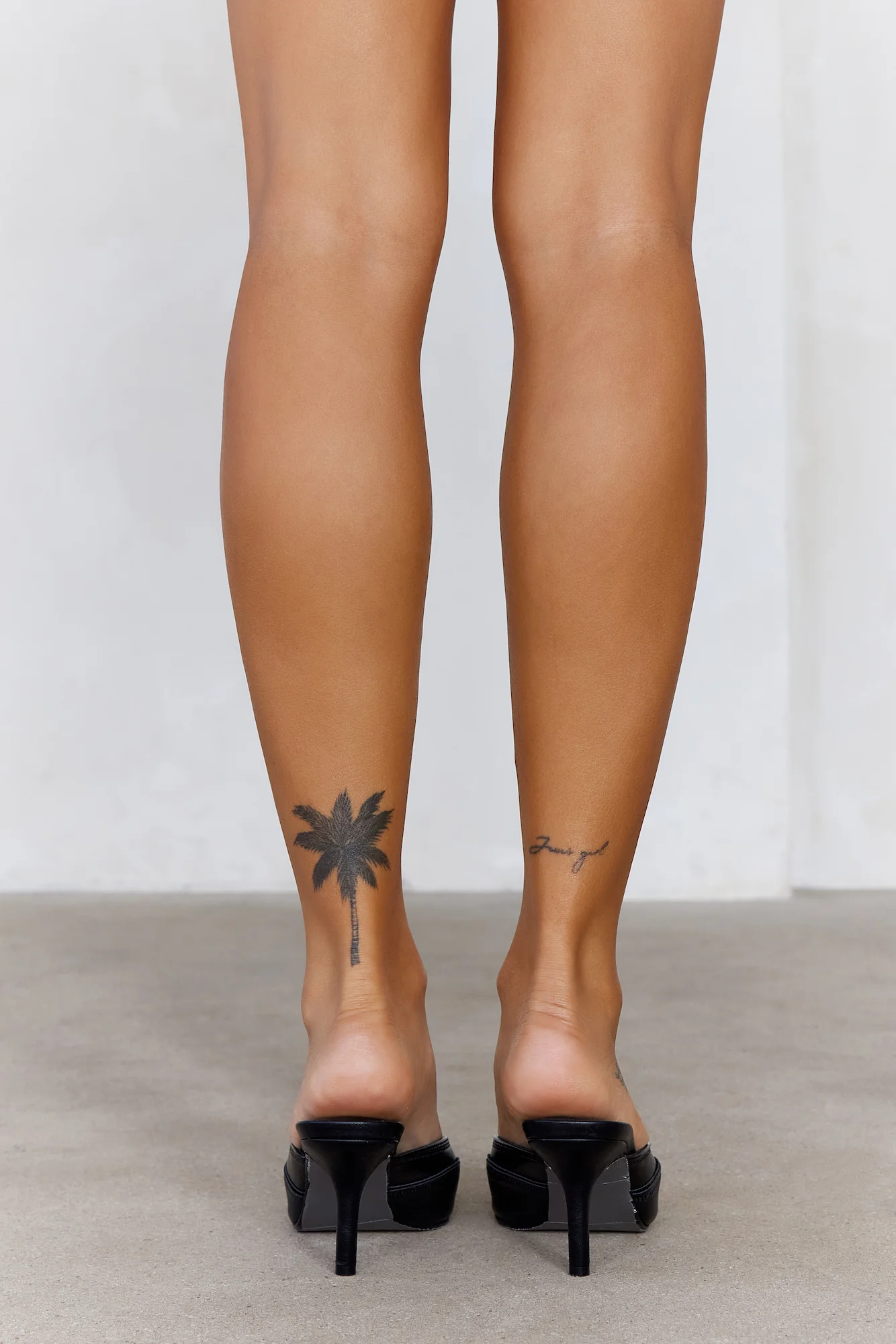 Thorin Leather Pointed Toe Mules Rhinestone Black