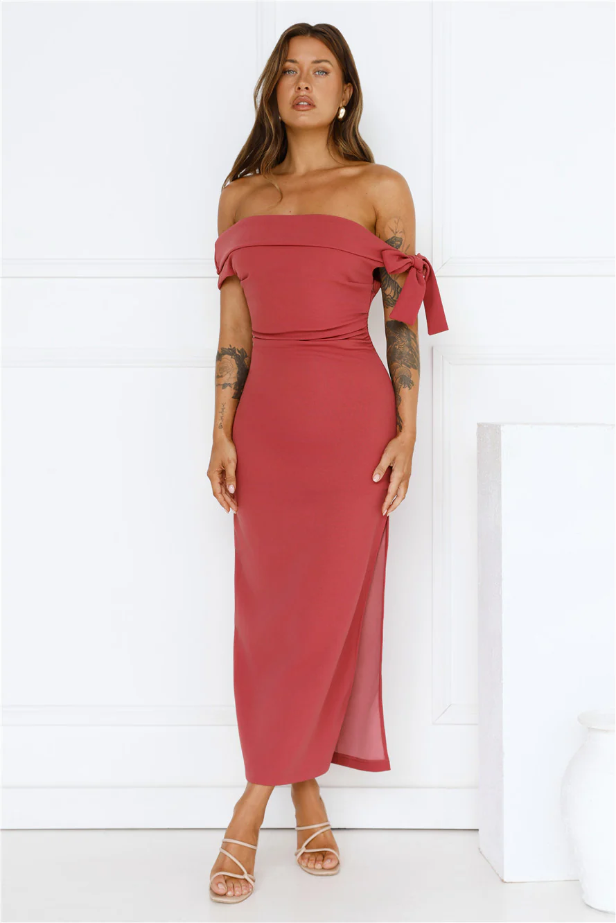 The Luxe Party Maxi Dress Wine