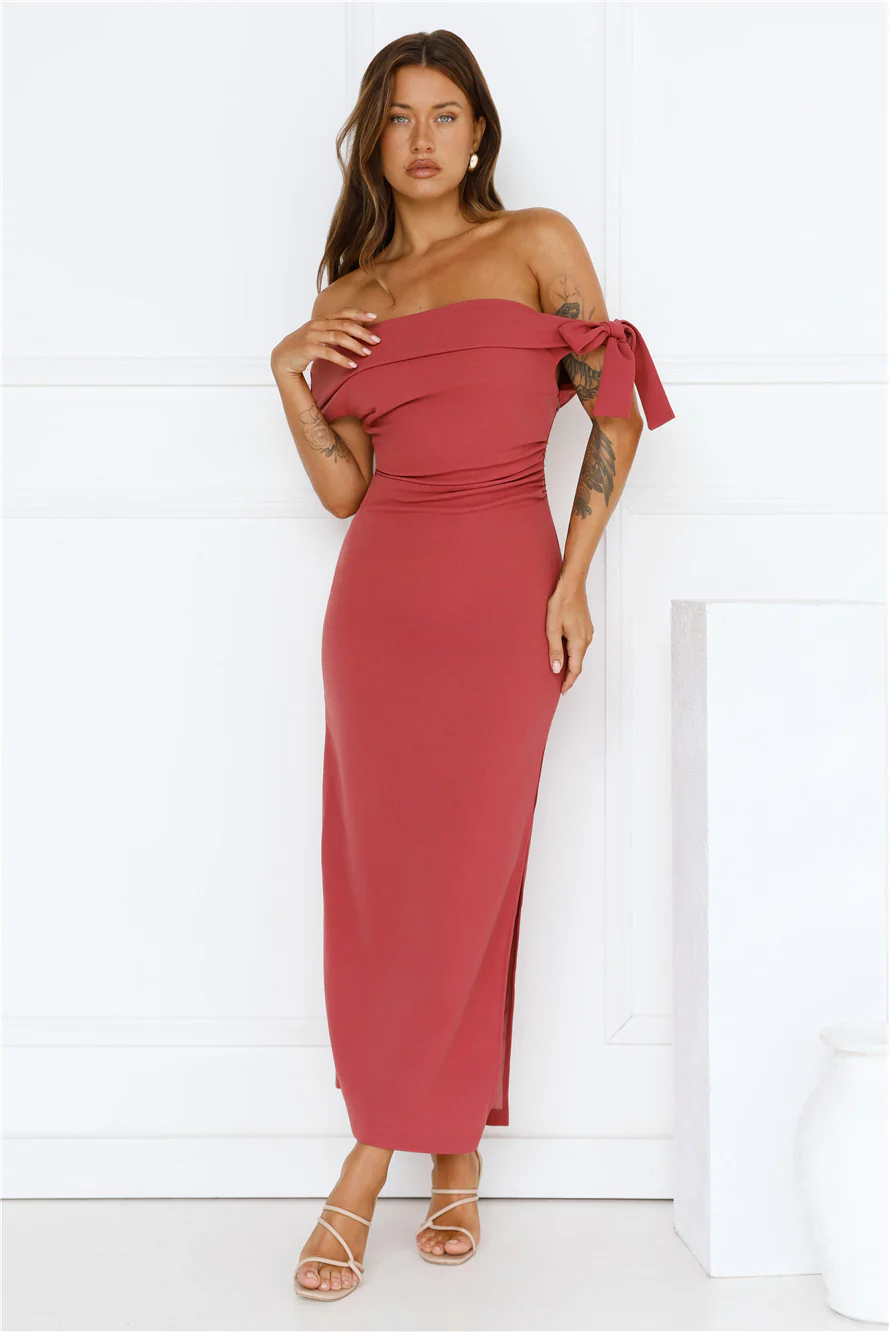 The Luxe Party Maxi Dress Wine
