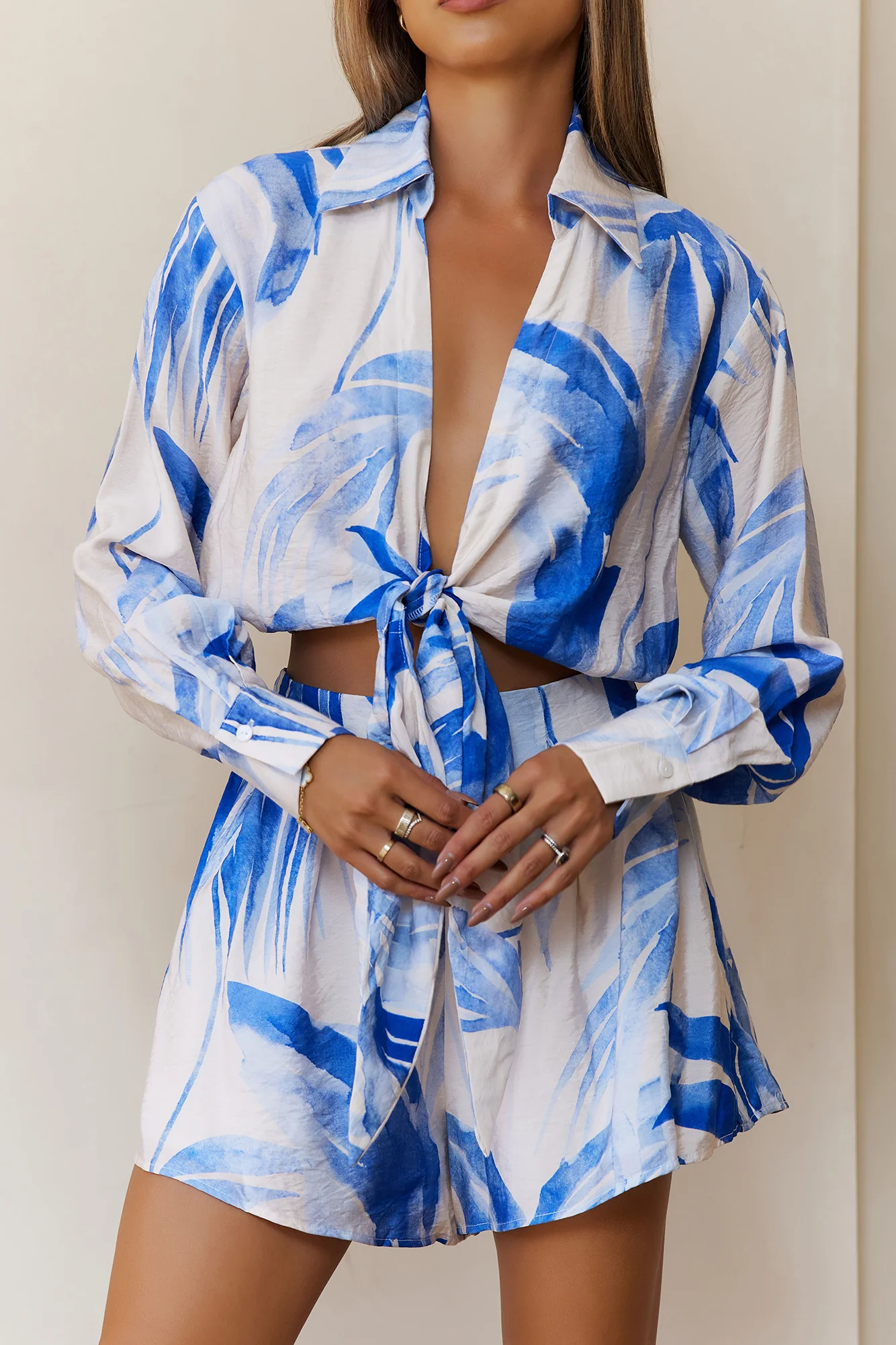 Swaying Petals Set Blue