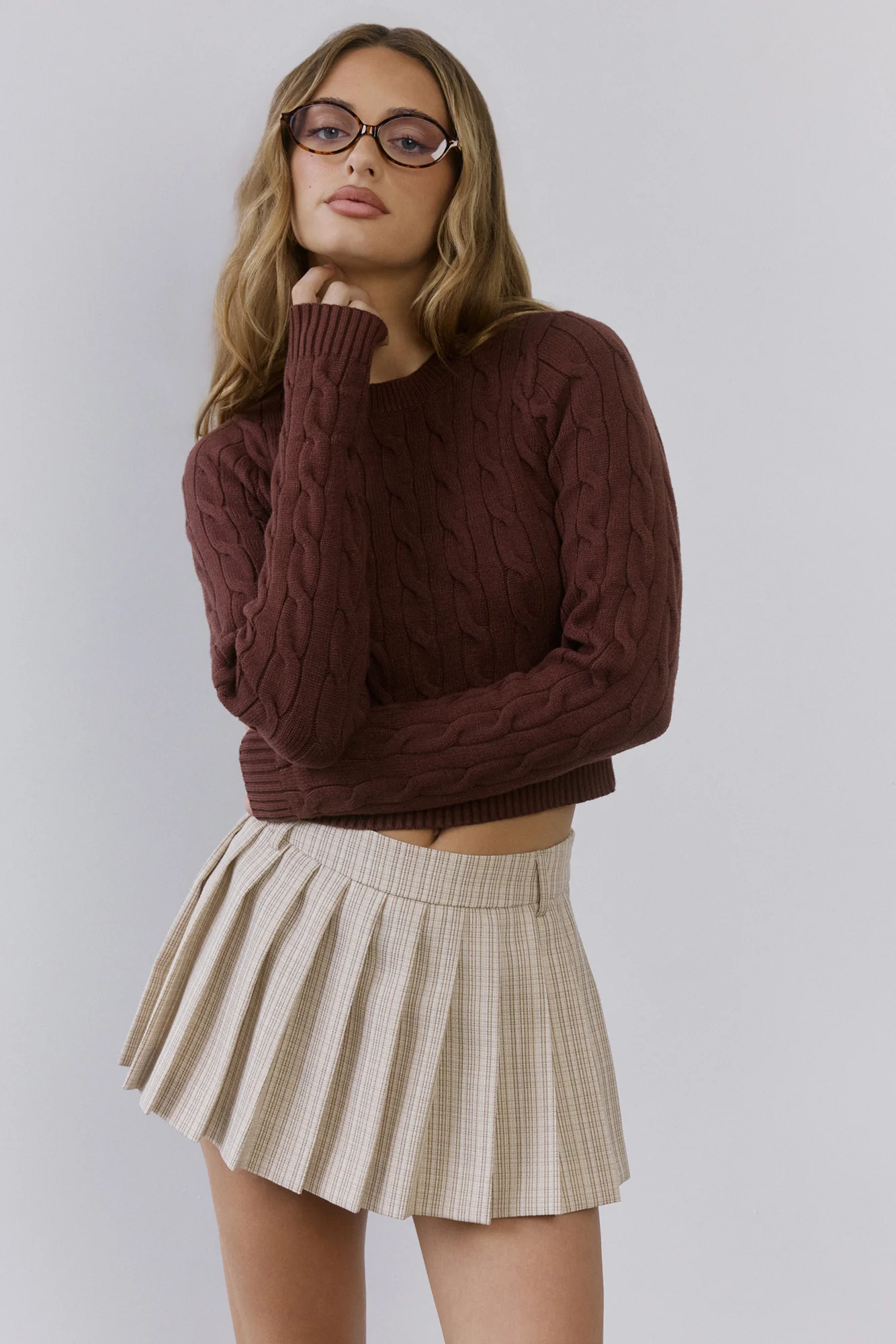The Exclusive Cable Knit Sweater Brown