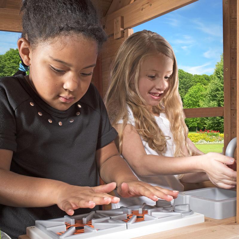 Deluxe Cedar Mansion Playhouse