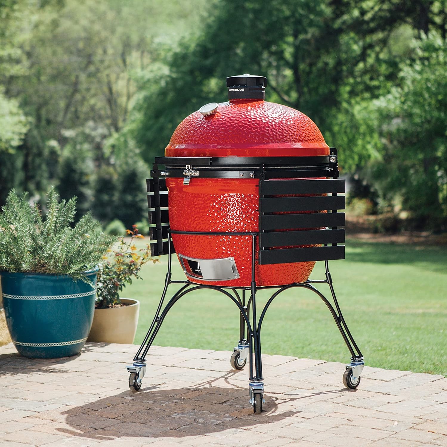 KamadoJoe Grills