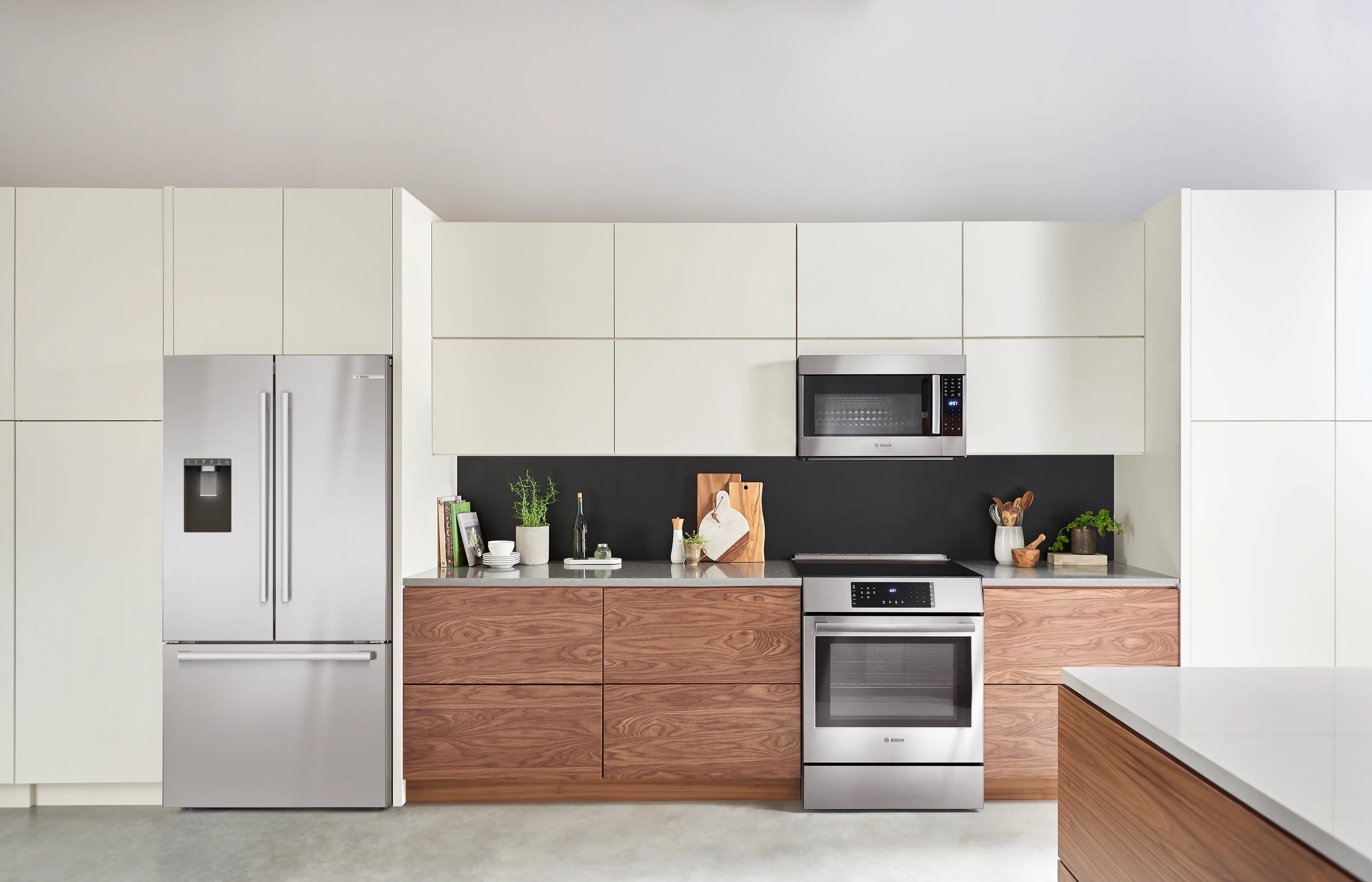 Bosch B36CD50SNS 500 Series French Door Bottom Mount Refrigerator 36'' Stainless steel (with anti-fingerprint), Total No Frost