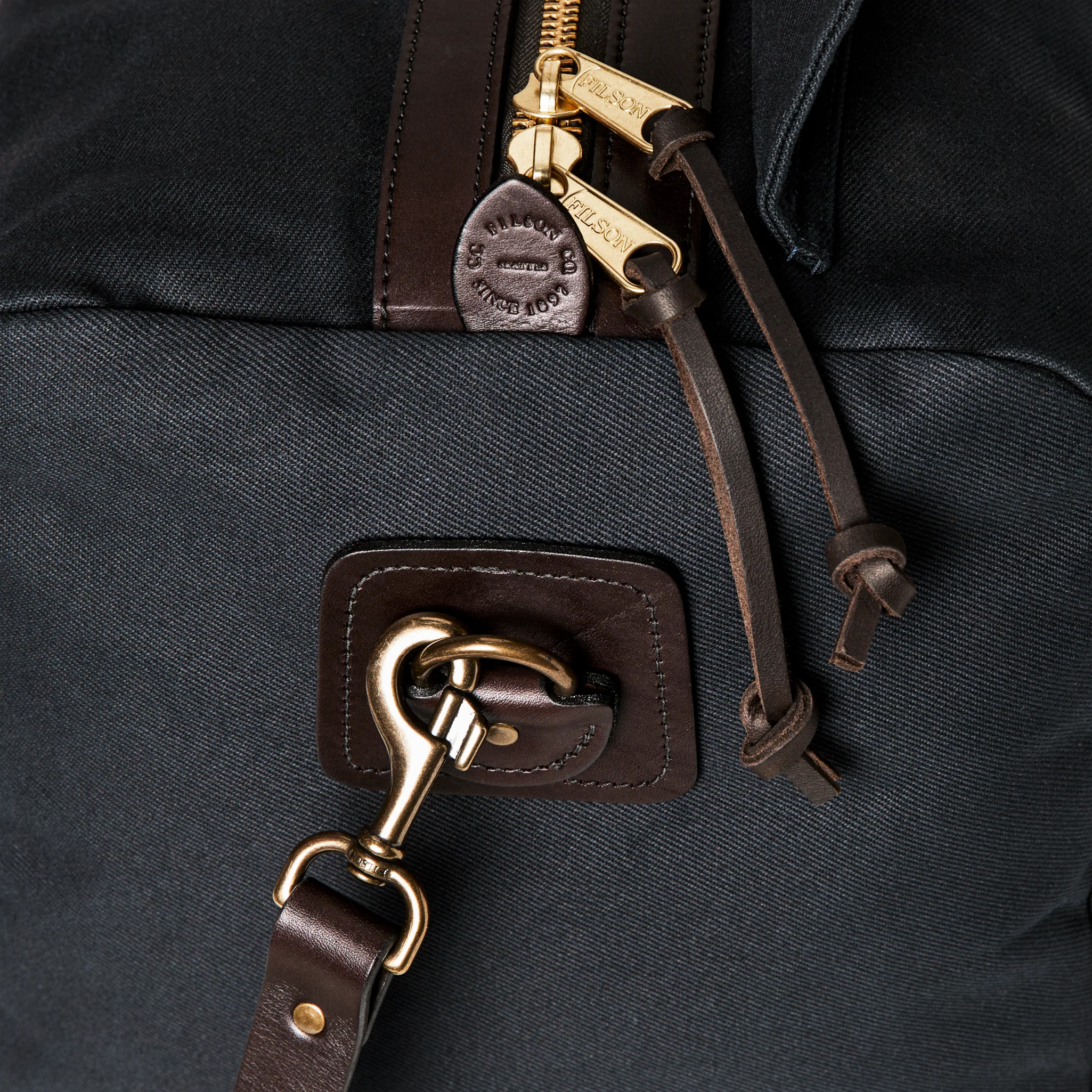 Medium Rugged Twill Duffle Bag - FILSON OUTLET