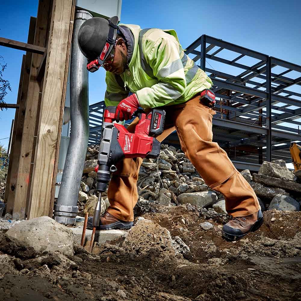 MILWAUKEE 18V FUEL™ 2 x 12.0Ah 44mm SDS Max Rotary Hammer Kit M18FHM-122C