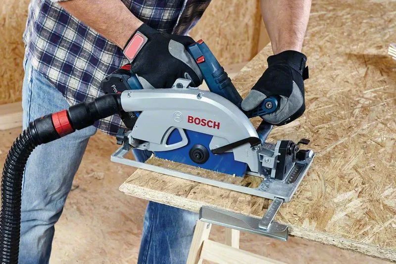 BOSCH COMBI-KIT 3 18V TOOLS: GSB 18V-110C + GKS 18V-68GC + GSA 18V-28 + 1 4.0 AH BATTERY (PROCORE) + 2 5.5 AH BATTERIES (PROCORE) + GAL 1880CV (L) PROFESSIONAL