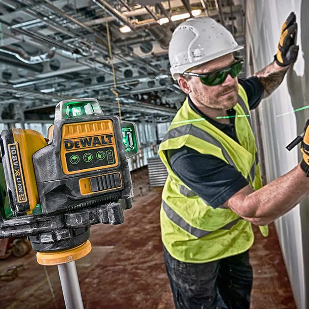 DEWALT 3 X 360° MULTI-LINE LASER LEVEL GREEN KIT DCE089D1G-XE
