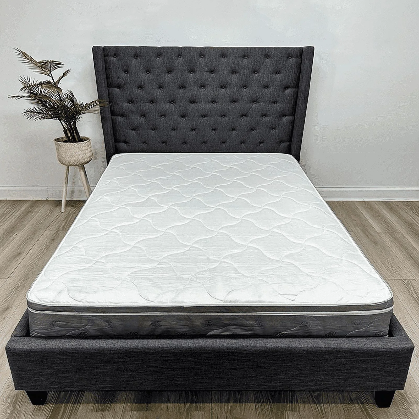 RV Queen Mattress - 6 Inch Cool High Density Comfort Organic Foam Mattress - Breathable - Medium Firm - Oliver & Smith