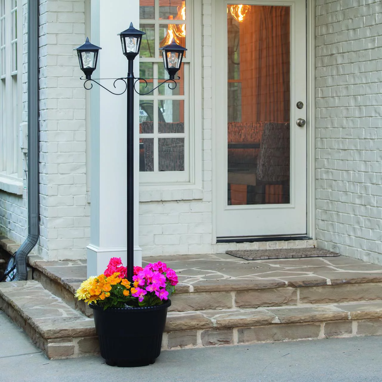 Gama Sonic Triple Head Solar Lamp and Post Set with Round Planter, Weather Resistant, Black Finish (14B50063)