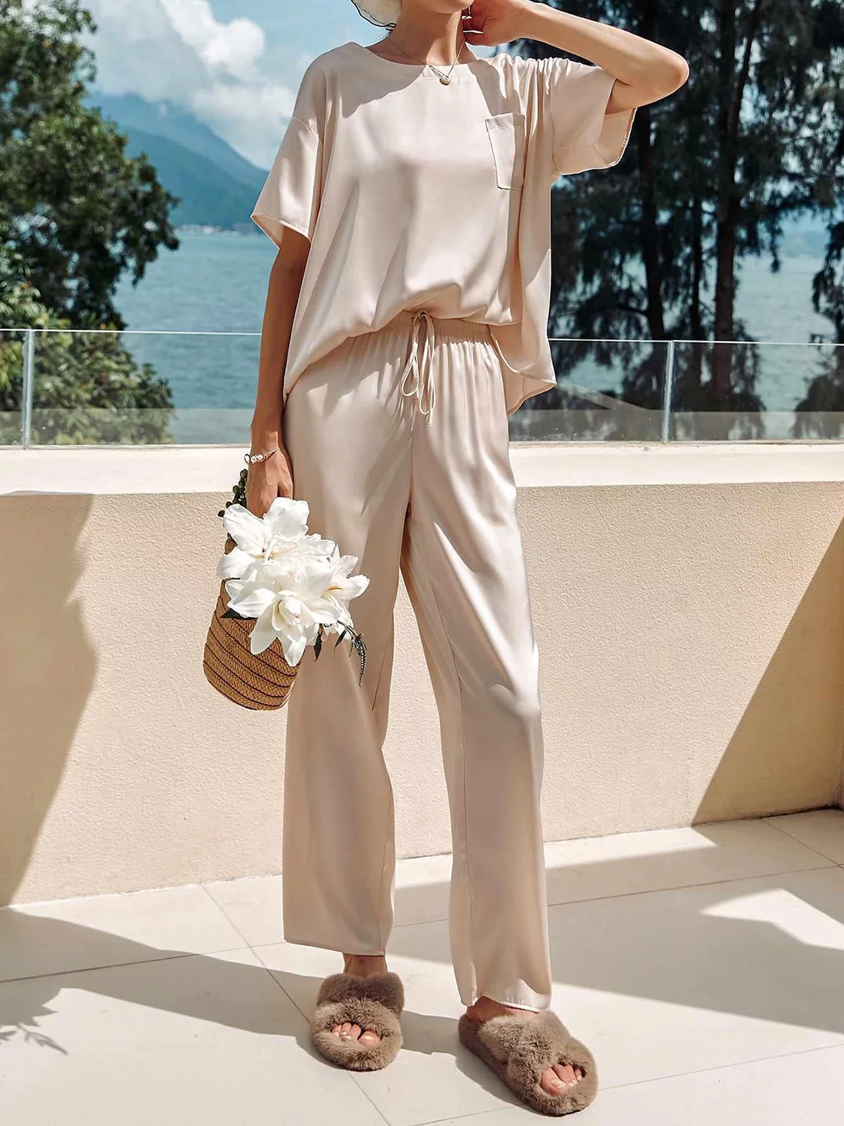 DAKIMOE Womens Silk Satin Pajama Set Short Sleeve Shirt with Long Pajama Pant Set Two-piece Pj Sets Soft Sleepwear Loungewear Nightwear Button-Down Pjs S-2XL, Champagne, M