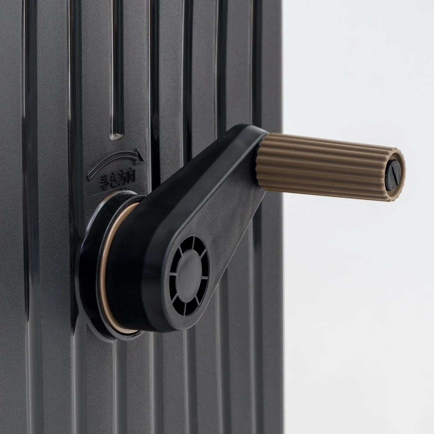 IRIS 65ft Hideaway Sun Protective Portable and Retractable Garden Hose reel for 1/2