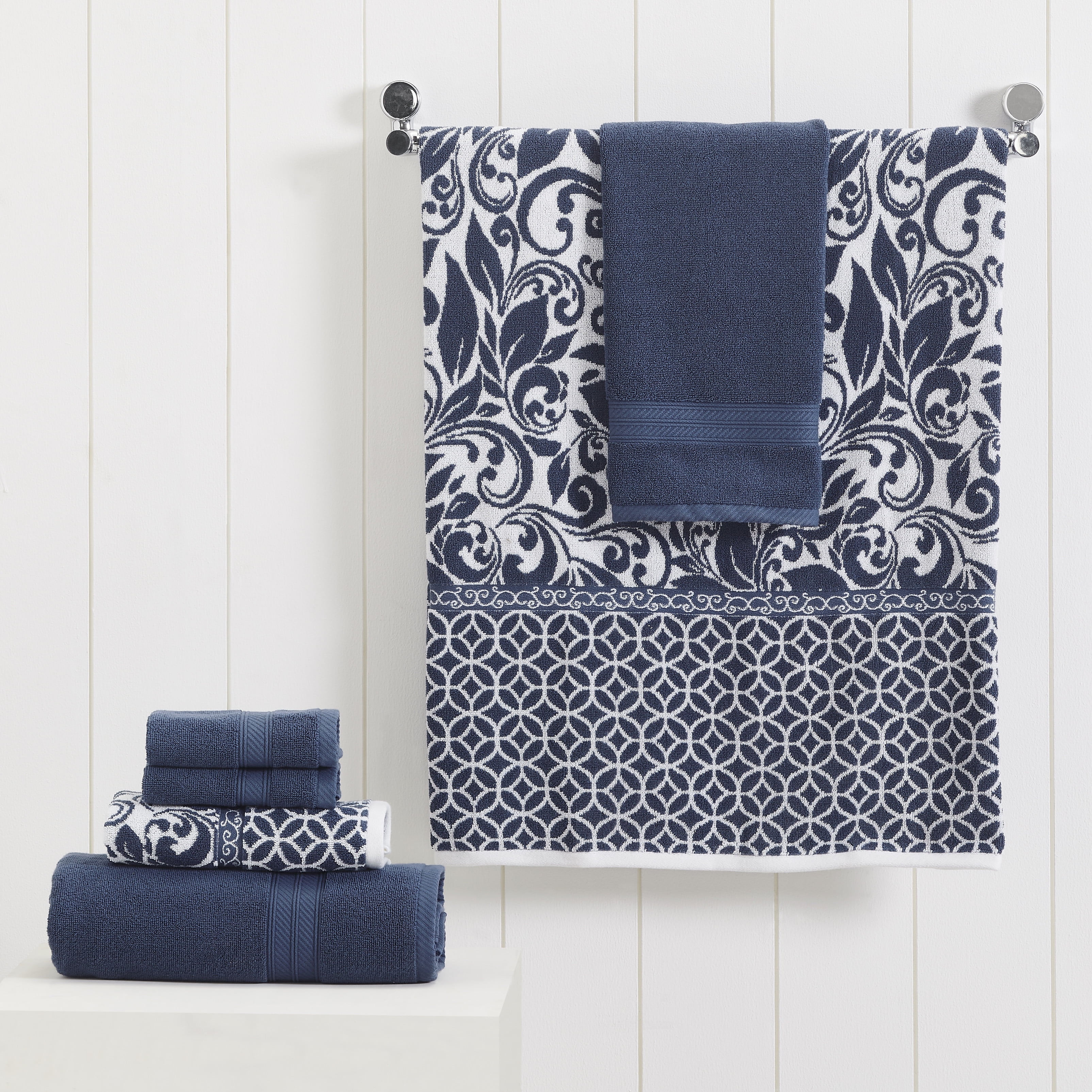 Pacific Coast Textiles Trefoil Filigree 6-Piece Cotton Bath Towel Set, Indigo