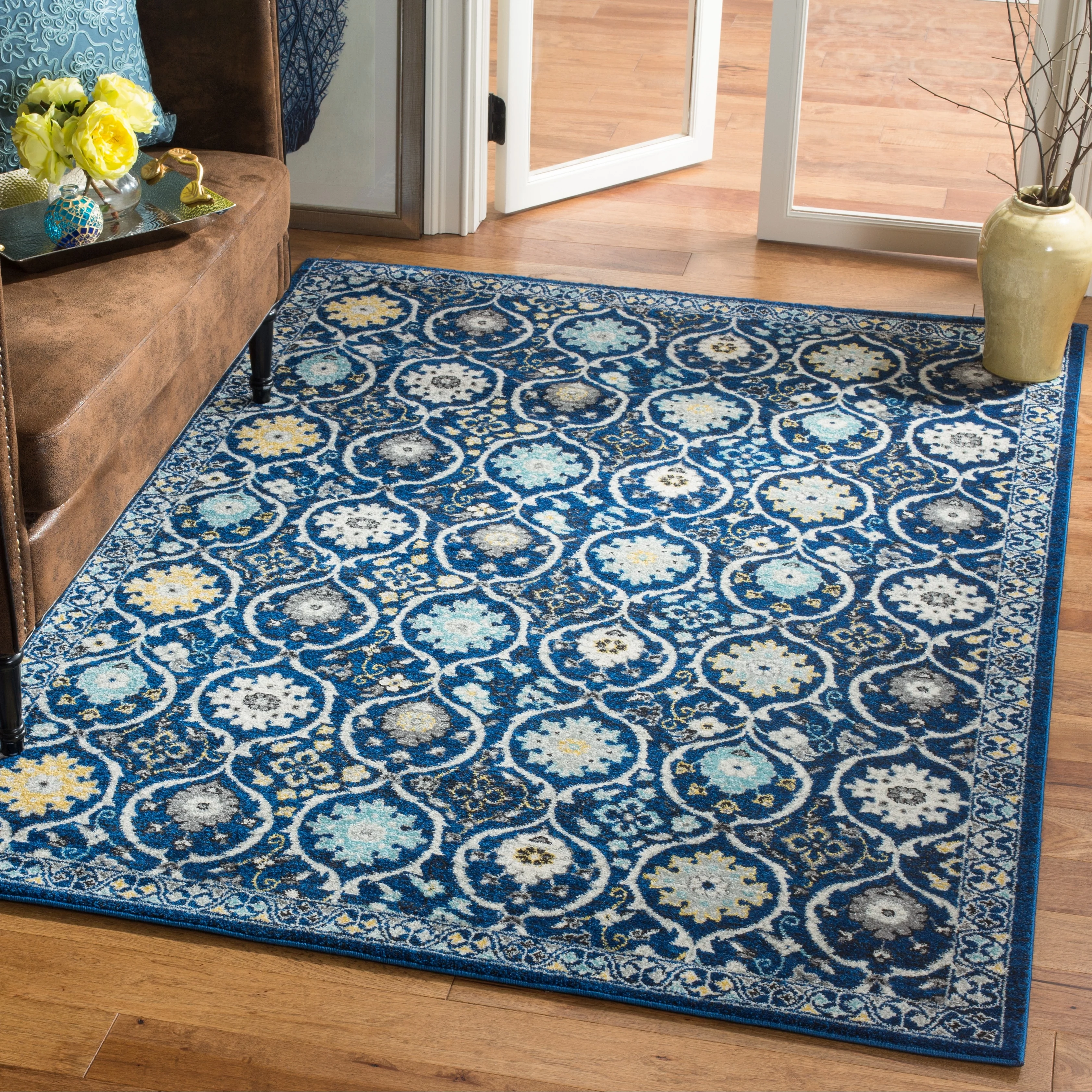 SAFAVIEH Evoke Charlotte Floral Geometric Area Rug, Ivory/Blue, 8' x 10'