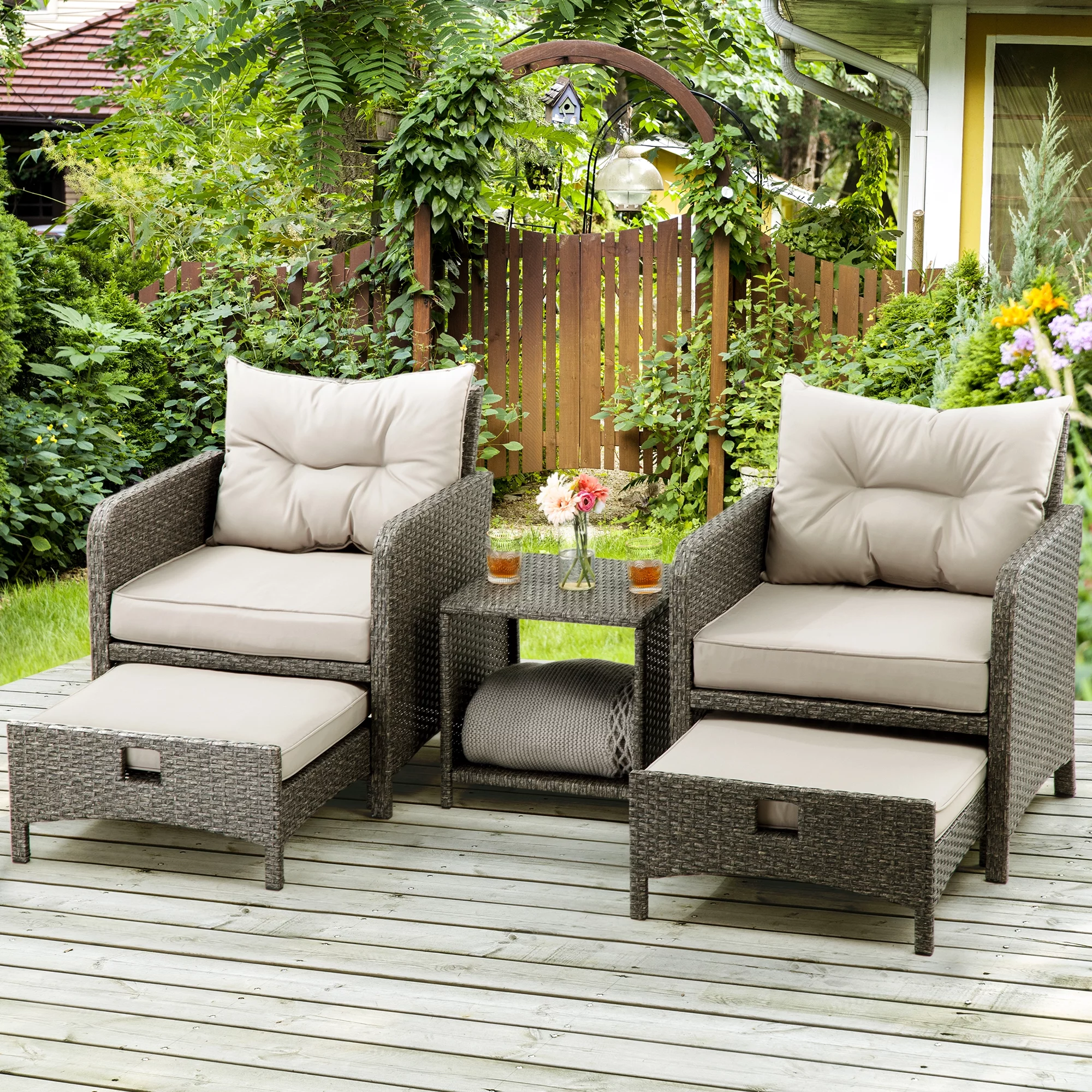 PAMAPIC 5 Pieces Wicker Patio Furniture Set Outdoor Patio Chairs with Ottomans (Gray)