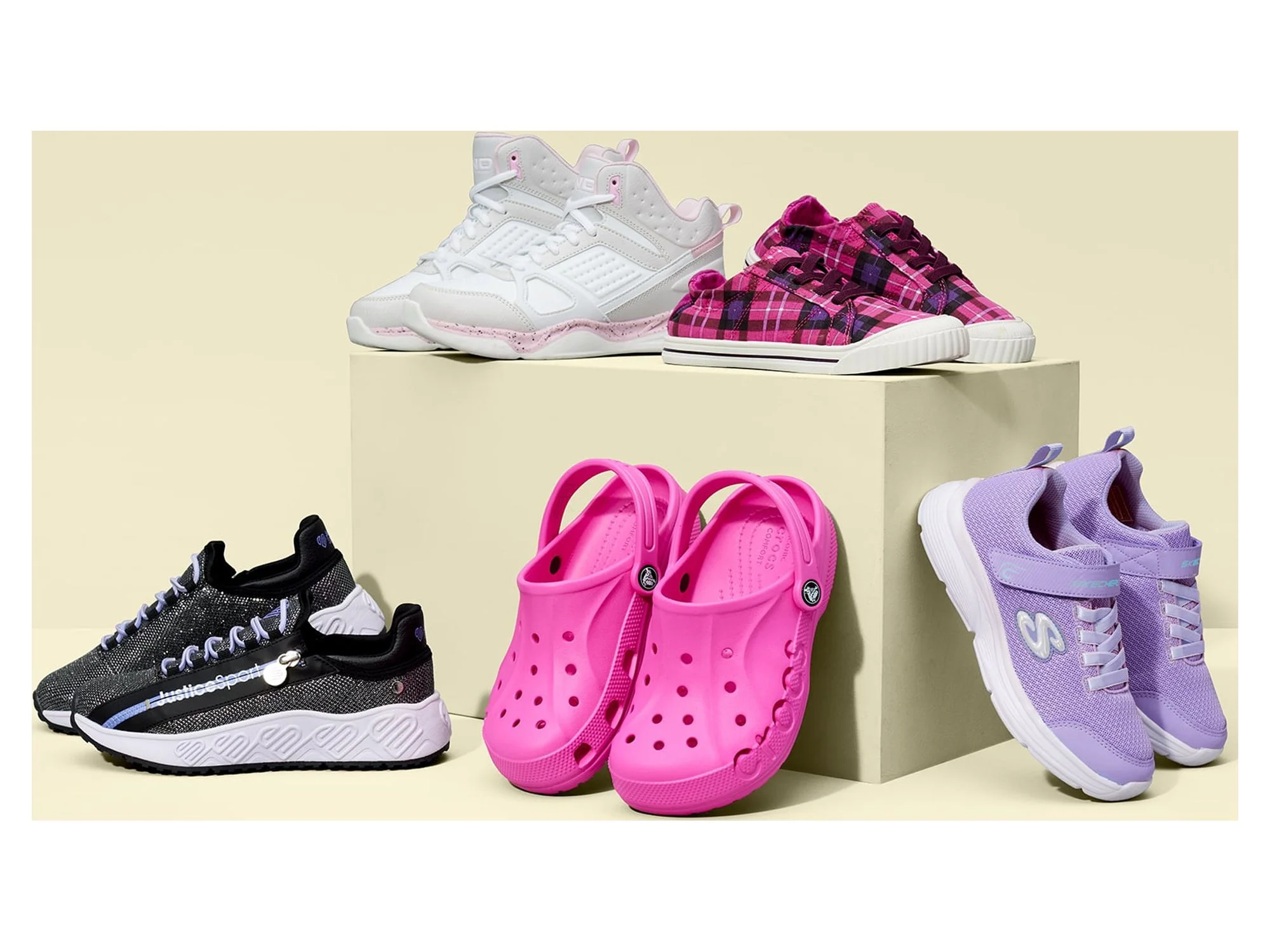 Skechers Girls Dreamy Dancer Pretty Fresh Athletic Sneaker