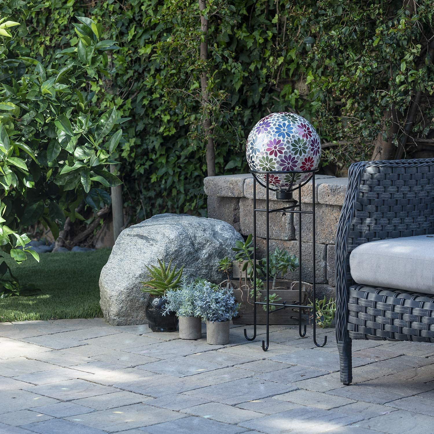 Alpine Corporation HGY426 Alpine Glass Glazing Globe Gazing Balls, Multicolor