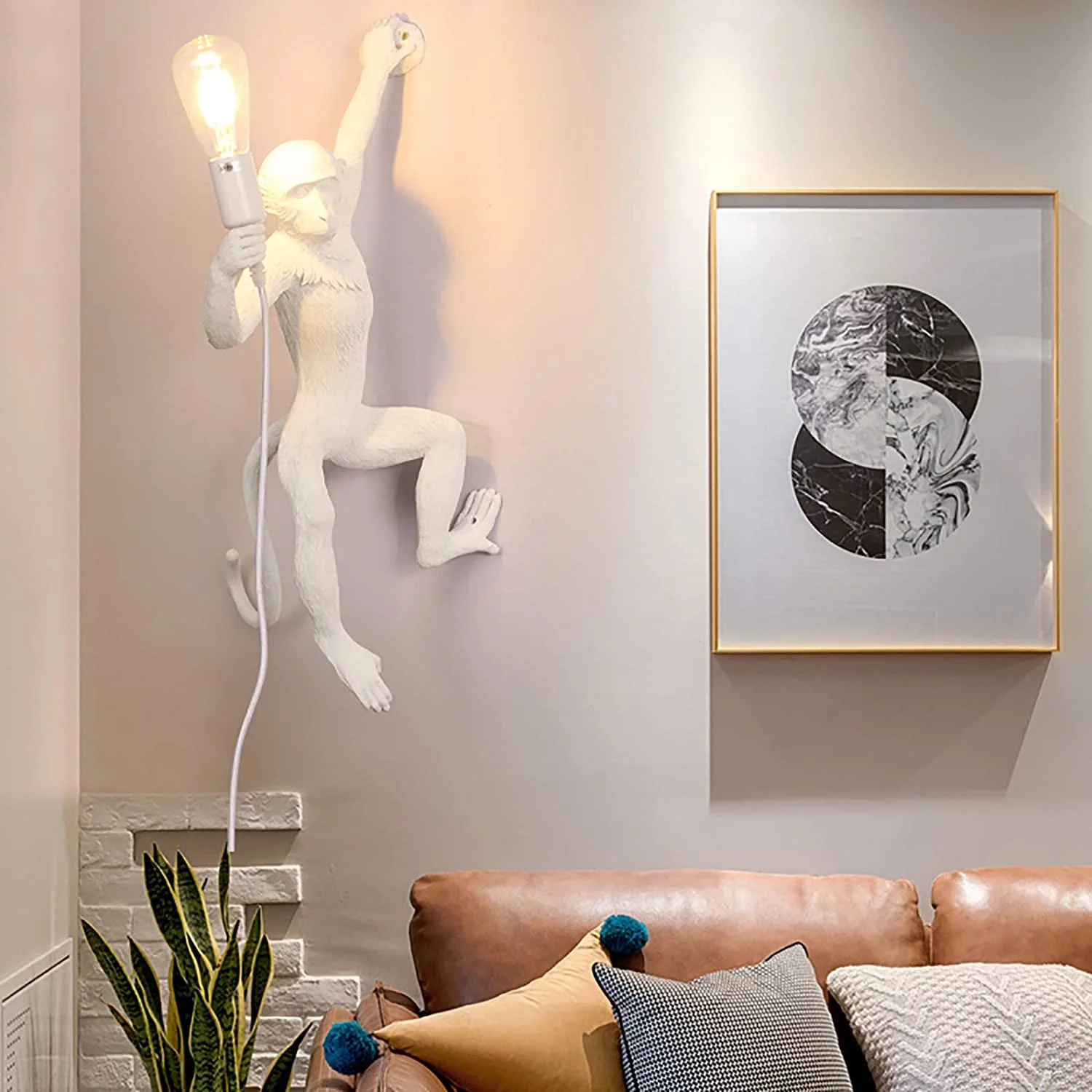 Monkey Wall Light, Nordic Resin Plug in Wall Sconce Lamp for Living Room Bedroom Bedside Decoration White Indoor