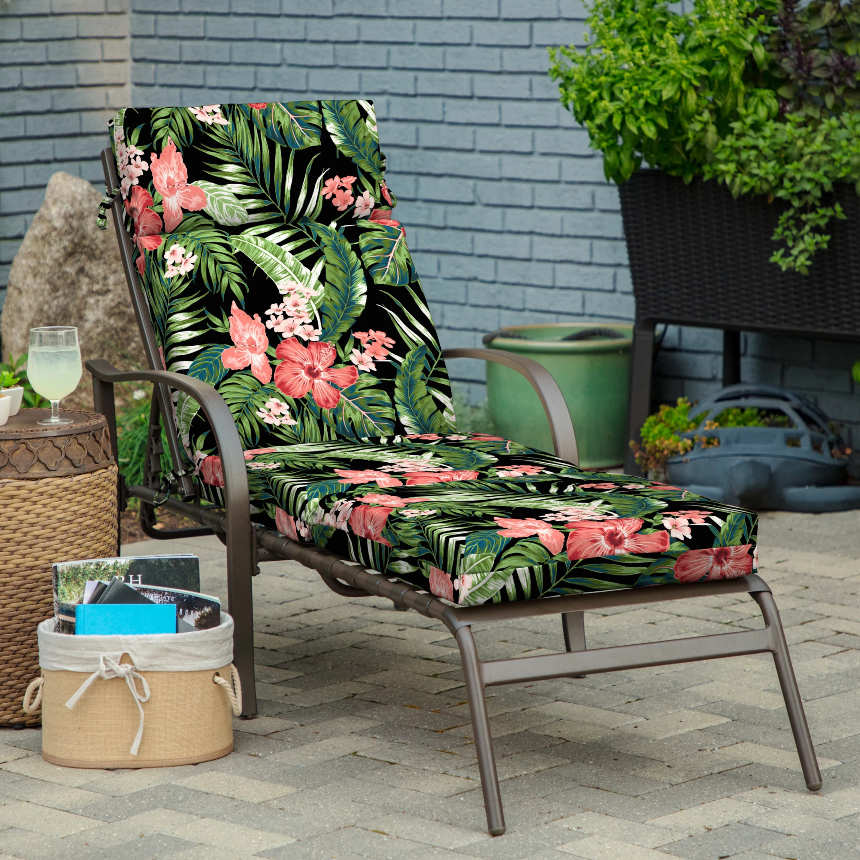 Better Homes & Gardens 72