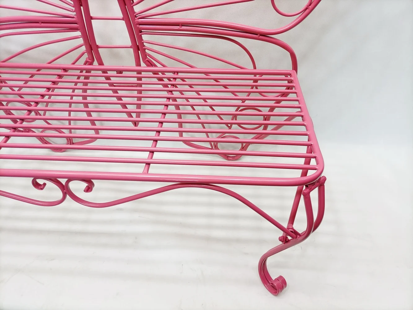 Pink Metal Butterfly Bench: Enchanting Outdoor Charm