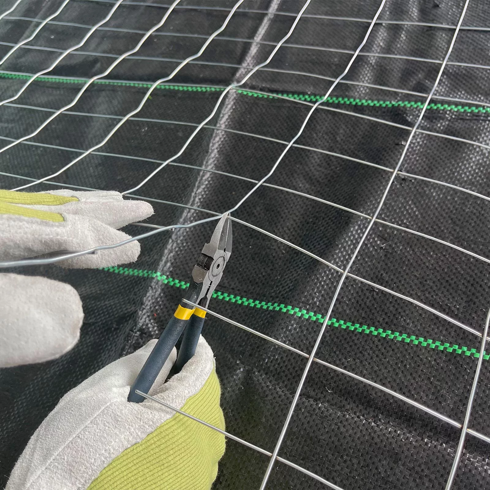 MTB Galvanized Welded Wire Mesh Garden Economy Fence 36