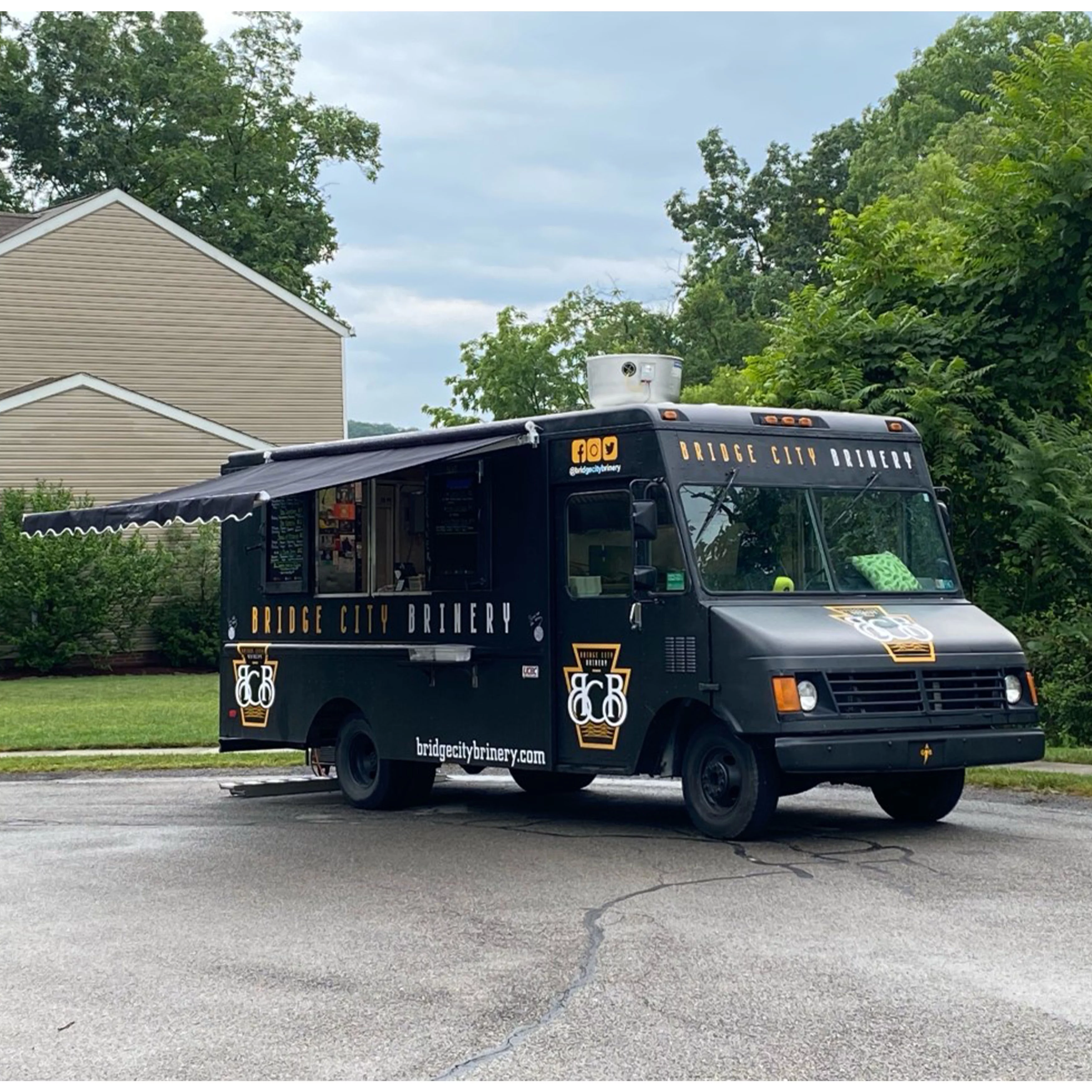 ALEKO 16' x 10' Motorized Retractable Patio Awning, Black Color