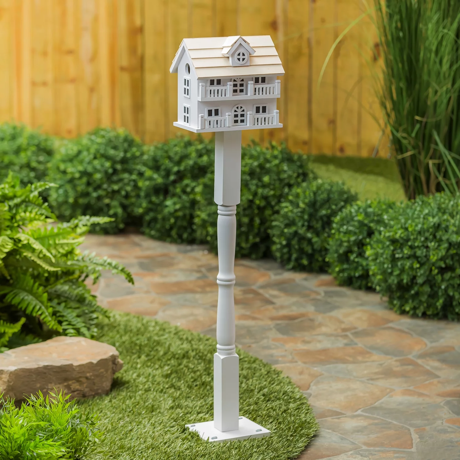 White Cape Cod Birdhouse with Post