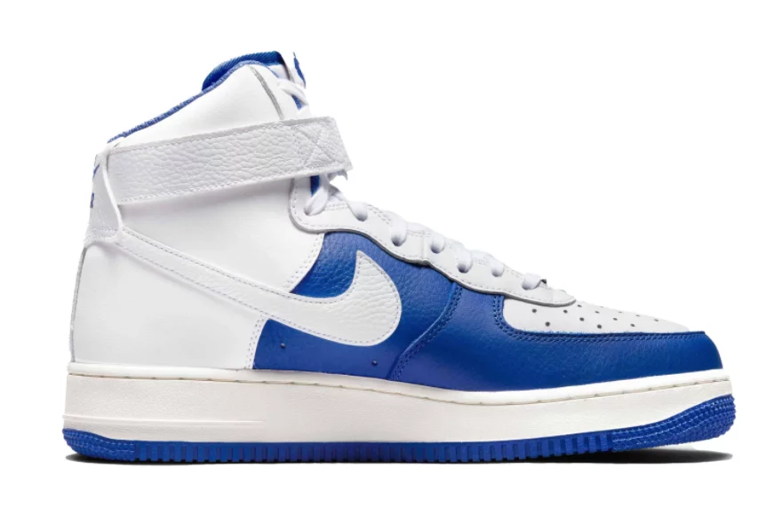 Nike Men's Air Force 1 High '07 LV8 Basketball Shoes (7)