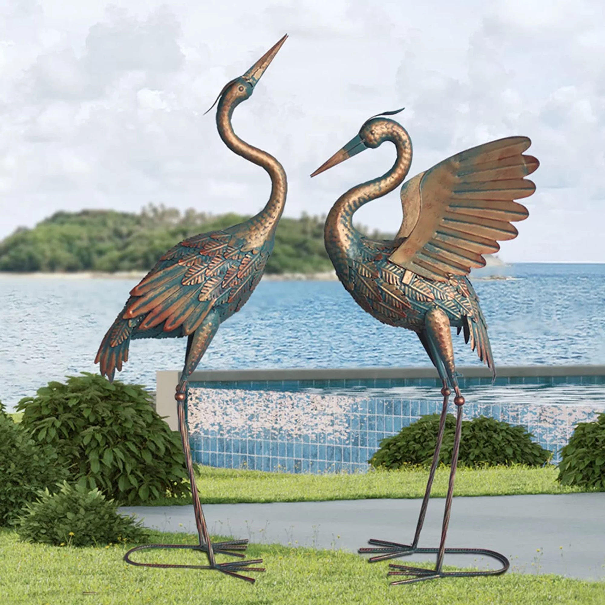 HOMYSHOPY Crane Sculptures Décor, 31-37 inch Metal Crane Garden Statues Bird Yard Art, Standing Sculptures for Yard Lawn Pond, Vintage Spread Wings Crane, Set of 2