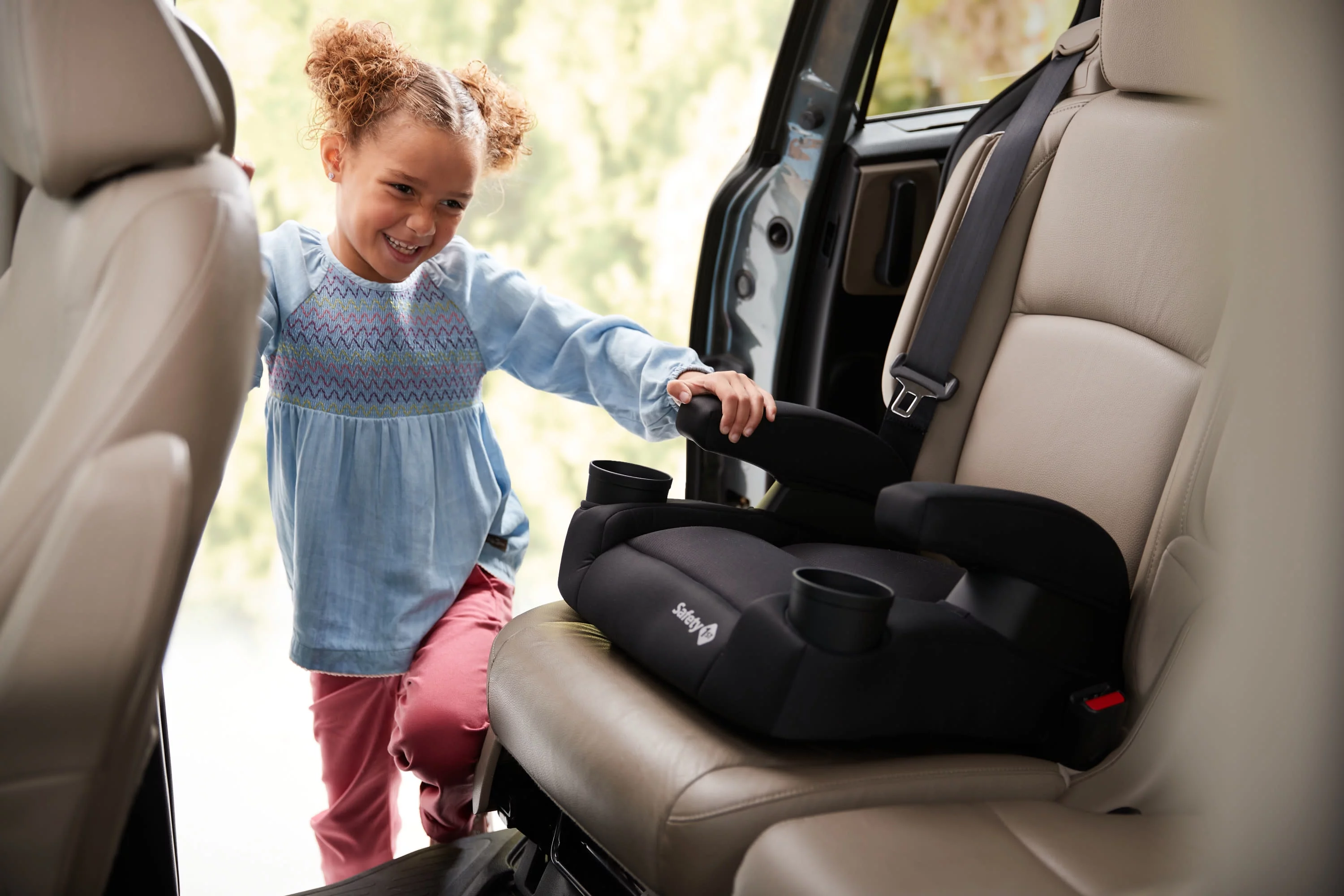 Safety 1ˢᵗ  Comfort Ride Lite Booster Car Seat, Pure Black