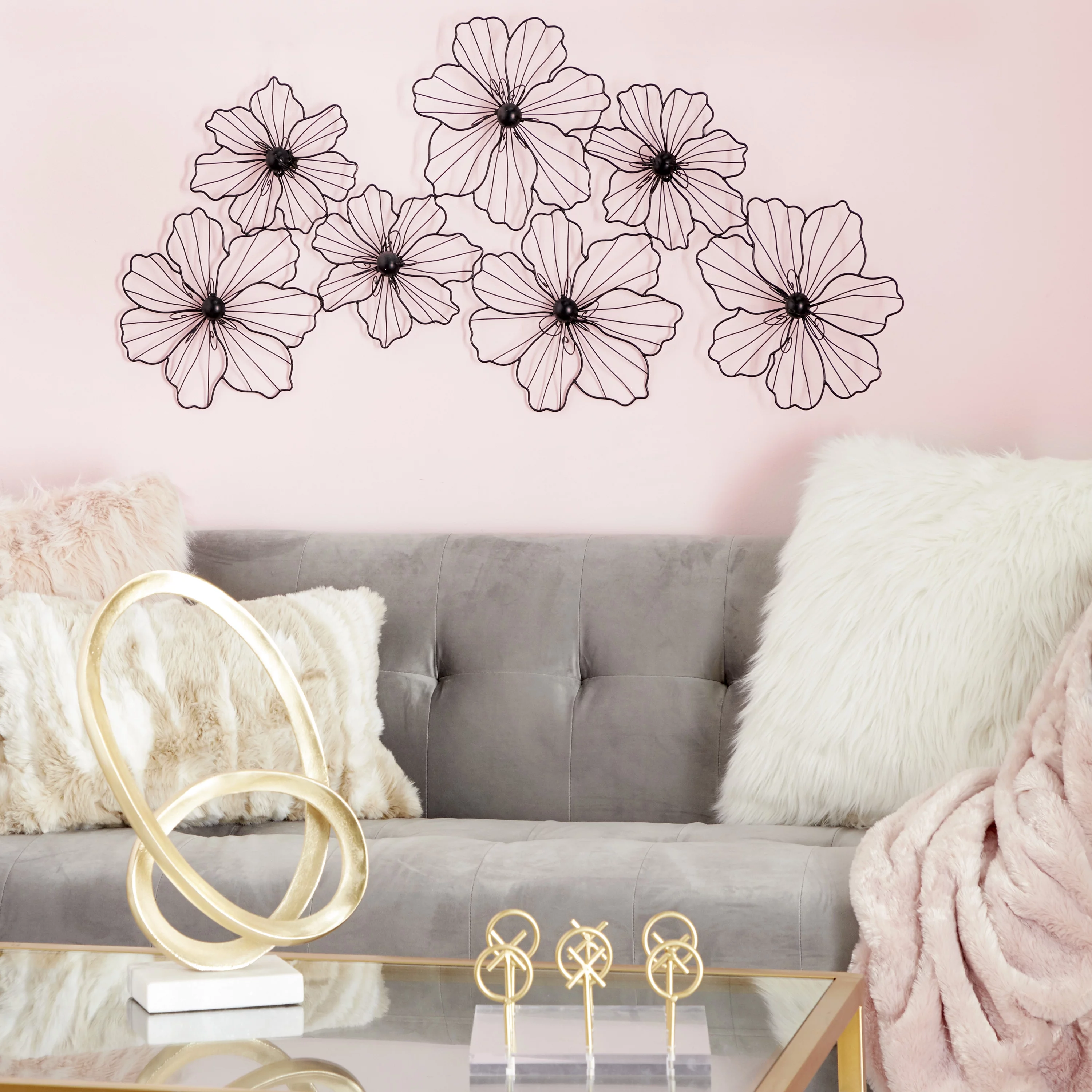CosmoLiving by Cosmopolitan Black Metal Wire Floral Wall Decor