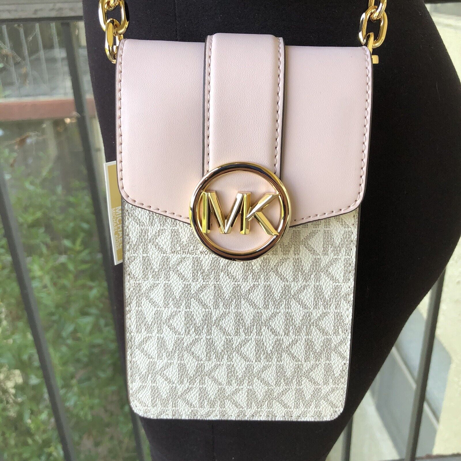 Michael Kors Womens Small Mini Phone Case Crossbody Bag Purse Shoulder Vanilla