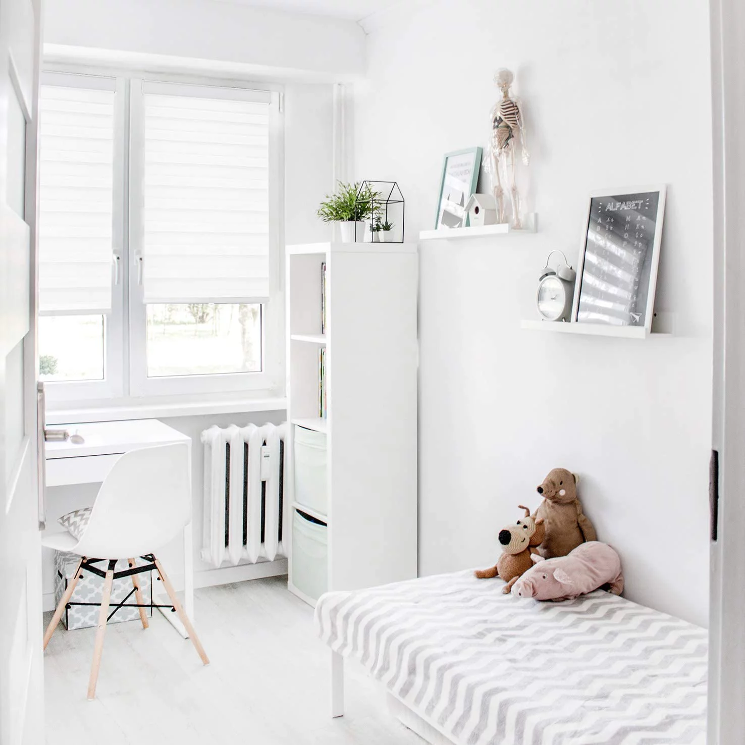 Zebra Shade Cordless, Dual Mode, lets light in and blocks light out 69